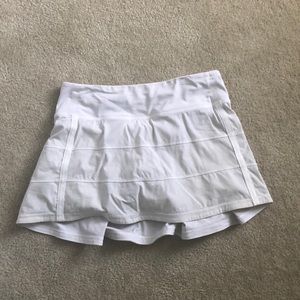 size 2 lululemon skirt